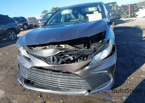 2024 Toyota Camry Xle z USA, uszkodzony, nr VIN 4T1F11AK9RU879044